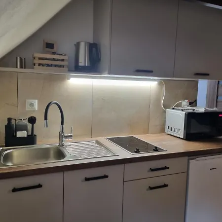 Uv Apartament *