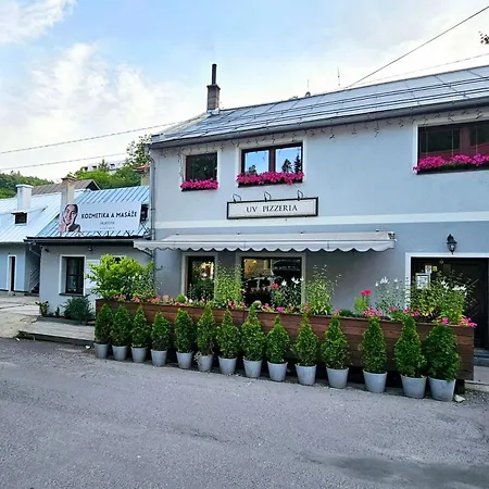 Apartament Uv