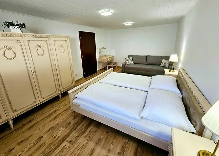 Uv * Banská Štiavnica